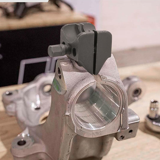 Universal Suspension Strut Spreader Tool – Heavy Duty Dual-End Strut & Ball Joint Separator