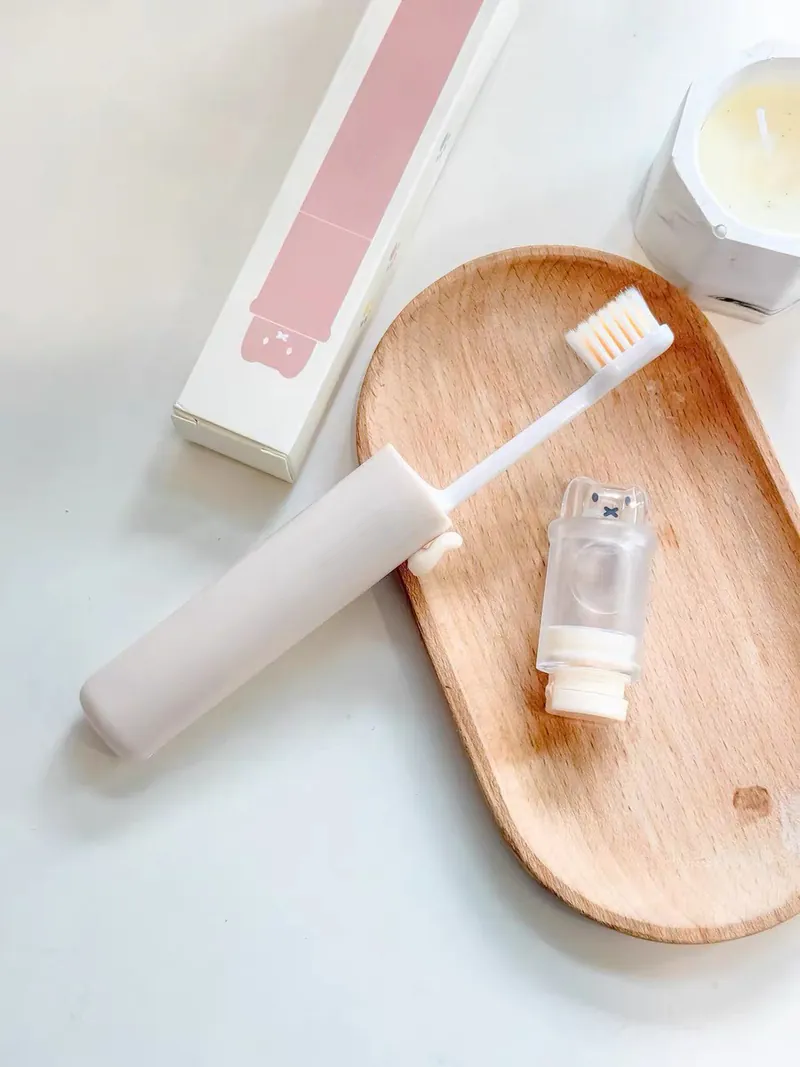 All-in-one travel folding toothbrush