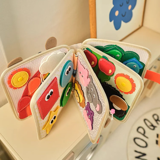 Children’s Giraffe-Themed Quiet Book