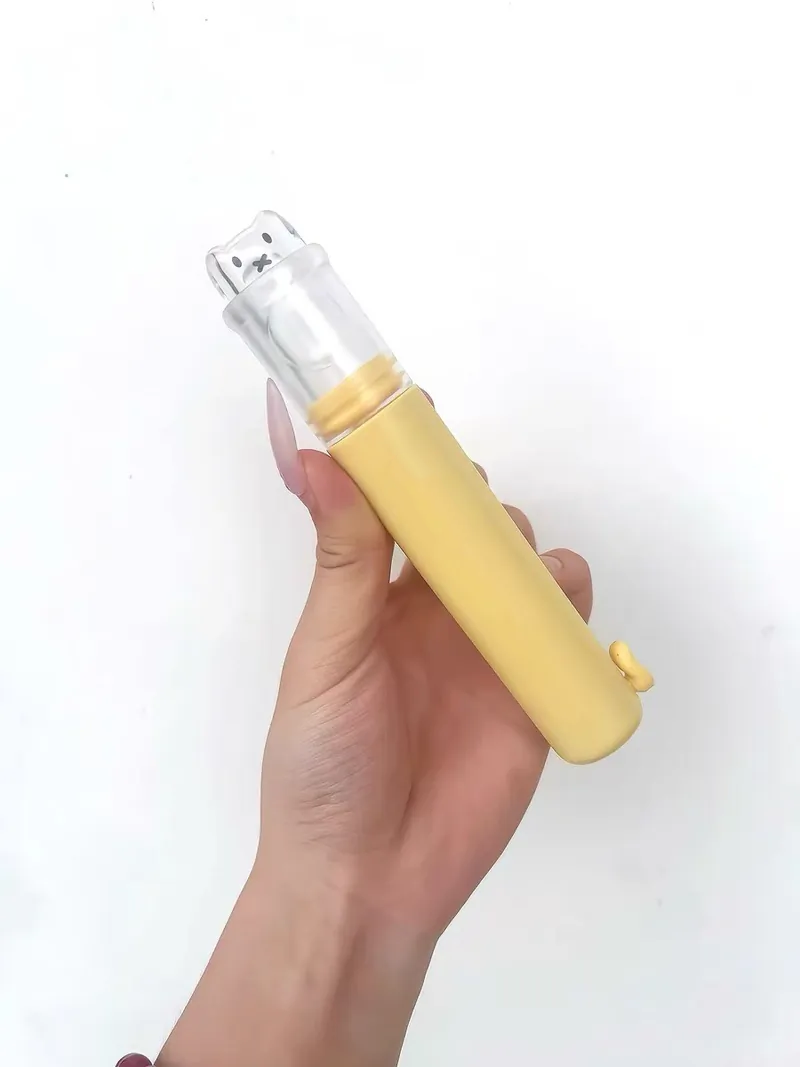 All-in-one travel folding toothbrush